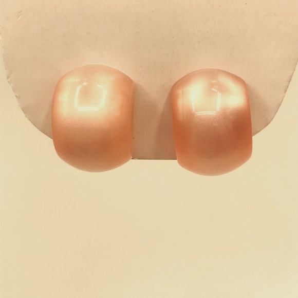 Vintage Pink Cats Eye Earrings - Picture 1 of 7